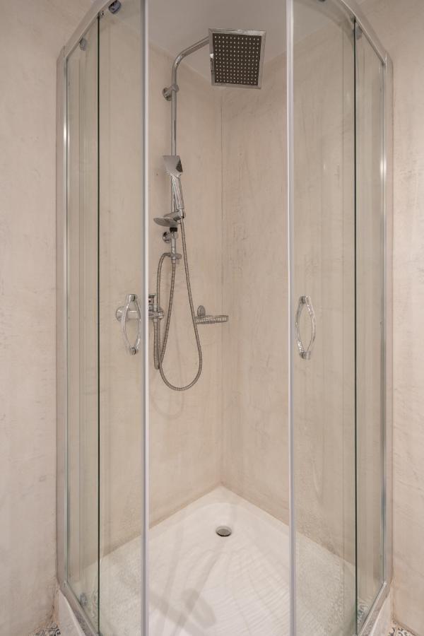 Exclusive Apartment In The Heart Of أثينا المظهر الخارجي الصورة